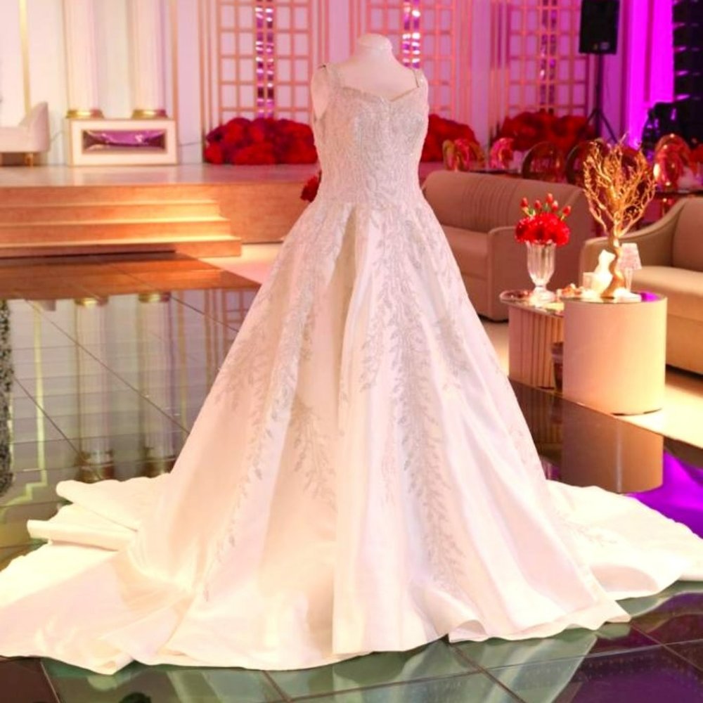 Elegant A-Line Wedding Dress